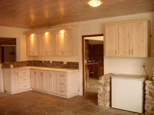 White Stained Kitchen Cabinets 