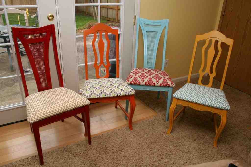 painting dining room chairs white