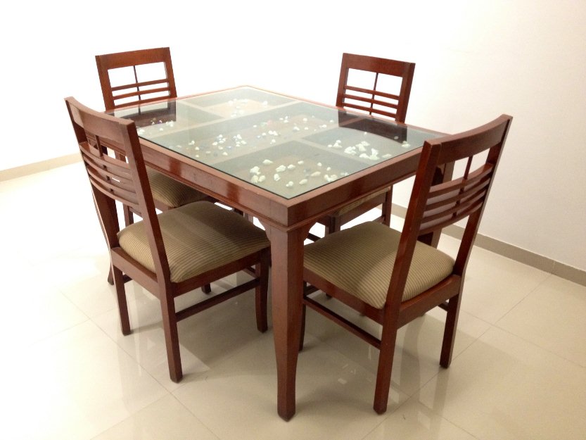 glass and wood dining room table