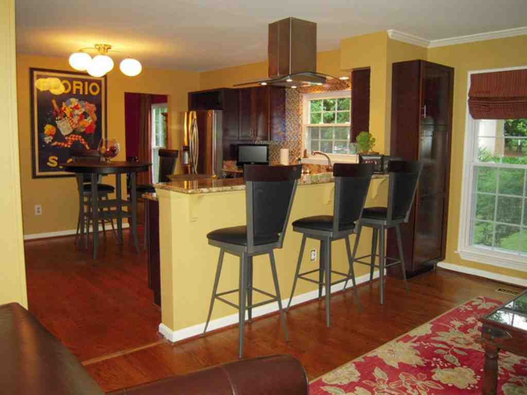 Dining Room Paint Color With Oak Cabinets